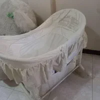 تخت نوزاد چندکاره کنار مادر خارجی|تخت و صندلی بچه|پردیس, فاز ۳|دیوار