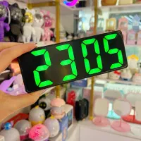 ساعت دیجیتال رنگی