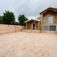 خونه-ویلایی-نما-سنگ-مشجر-بدون-مشرف