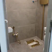 تغییرات و بازسازی معماری ساختمان