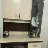 میز تحریر کاملا سالم و چراغ خور