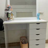 میز آرایش