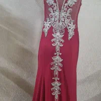 پیراهن قرمزسنگدوزی|لباس|خوی, |دیوار