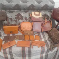 کیف پول و کارت و کیف زنانه و مدارک فروشی