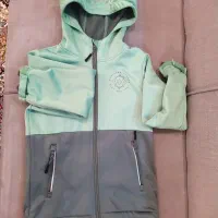 سوئیشرت در حد نو بچگانه