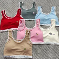 نیم تنه آنا|لباس|بیرجند, |دیوار