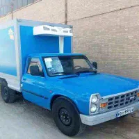 راننده نیسان با پایه دو