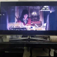 تلویزیون با عینک و میز فول اچ دی سامسونگ ۴۶ اینچ|تلویزیون و پروژکتور|تهران, شادمان|دیوار