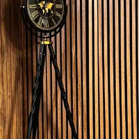 ساعت ایستاده