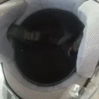 کلاه کاسکت|قطعات یدکی و لوازم جانبی|قم, باغ کرباسی|دیوار