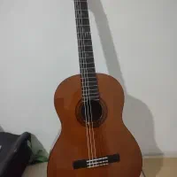 گیتار یاماها C40