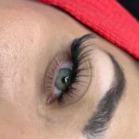 خدمات و آموزش اکستنشن و لیفت مژه