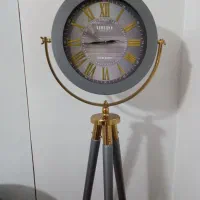 ساعت ایستاده