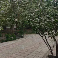 ویلا استخر آبگرم باغبهادران سه خواب مستر|اجارهٔ کوتاه‌مدت ویلا و باغ|لنجان, |دیوار