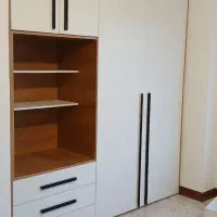 ساخت و نصب و تعمیرات کابینت و کمد و تخت کمجا