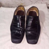 کفش چرم اصلی  مردانه  زنانه  پسرانه  و دخترانه