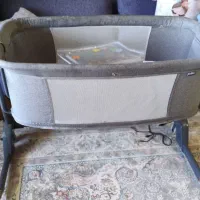 گهواره برقی نوزاد تخت کنار مادر