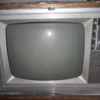 فروش یک تلویزیون قدیمی سیاه و سفید|تلویزیون و پروژکتور|ابرکوه, |دیوار