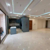 دوطبق ویلایی دربست 360متری ملکی 3خواب خ مولانا 2