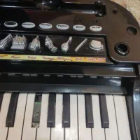 ارگ دستی کوچک باطری خور|پیانو، کیبورد، آکاردئون|تهران, ارامنه|دیوار
