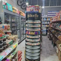 به یک همکار خانم