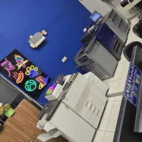 چاپ گلاسه A4 و A3/ چاپ پوستر /چاپ کاتالوگ / بروشور