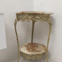 میز کنار سالنی برنز