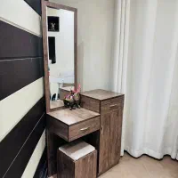 سرویس خواب یک نفره با میز ارایشی ایستاده|تخت و سرویس خواب|شیراز, فرهنگ شهر|دیوار