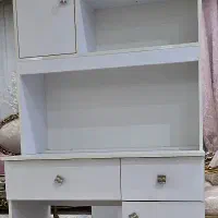 میز تحریر و کامپیوتر سالم و تمیز