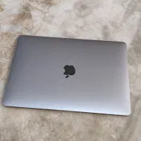 مک بوک ایر M1 در حد نو