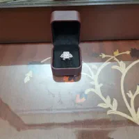 انگشتر امرالدکات وزن ۶/۸۳۰ بدون سنگ