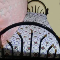 فوری دو تا تخت فلزی یک نفره فرفورژه با کف آهنی