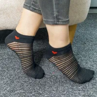 جوراب فقط و فقط ۳۰