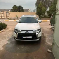 میتسوبیشی اوتلندر ۲۰۱۷ بدون رنگ