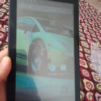 یک عدد تبلت بفروش می‌رسد