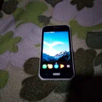 گوشی J1ایس کاملا سالم و تمیز