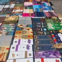 به یک فروشنده بساط