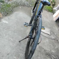 دوچرخه|دوچرخه، اسکیت، اسکوتر|سنگر, |دیوار