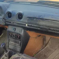 بنز ۲۳۰ دانشجویی