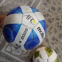 دو عدد توپ فوتبال و فوتسال|ورزشهای توپی|مشهد, جاهد شهر|دیوار