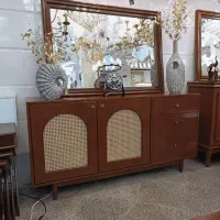 اینه وکنسول گنبدی