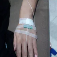 تزریقات در منزل،وصل سرم در منزل همرا سرم و آمپول|خدمات آرایشگری و زیبایی|فردیس, منظریه|دیوار