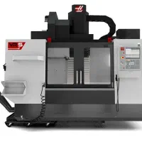 استخدام اپراتور فرز CNC برای تولید قطعات صنعتی