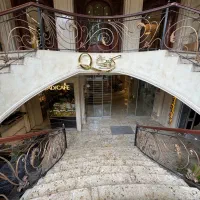 مجتمع برند ۱۵۰ متر ارتفاع سقف ۴/۵/پارکینگ مهمان