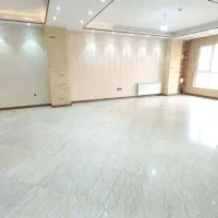 پاسداران / ۱۳۵ متر ۳ خواب / ۲ پارکینگ