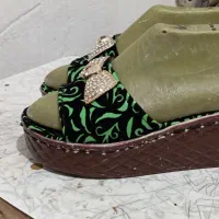 تولیدی دمپایی چرم و انواع تعمیرات دمپایی ها|کیف، کفش، کمربند|یاسوج, |دیوار