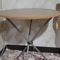 میز خاطره پایه فلزی
