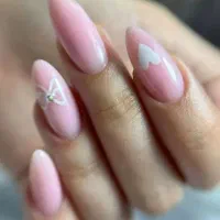 آموزش کاشت ناخن
