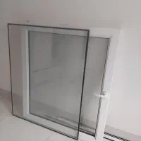 پنجره دوجداره پی وی سی