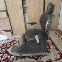 صندلی بسیار سالم